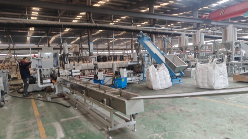 微信图片_20241121160339 160+150单螺杆水拉条造粒机