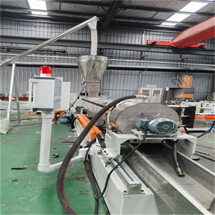 双螺杆水环PE紫外光辐照交联电缆料造粒机产能1.2吨图片