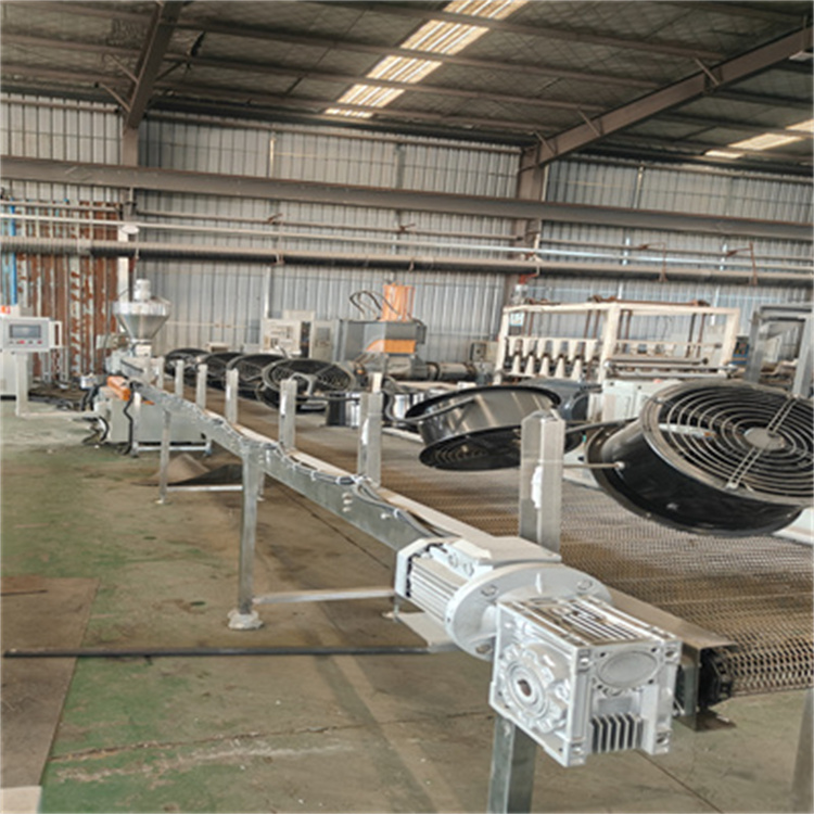 双螺杆PS料造粒机3