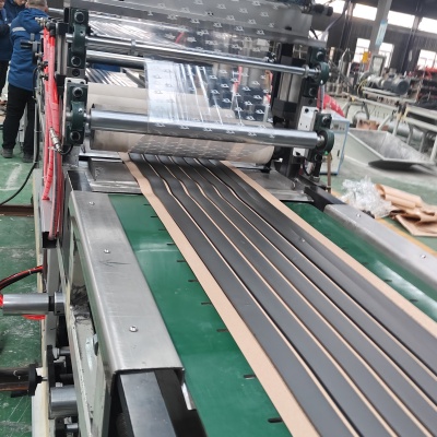 微信图片_20250110142011120150共挤丁基胶带挤出机